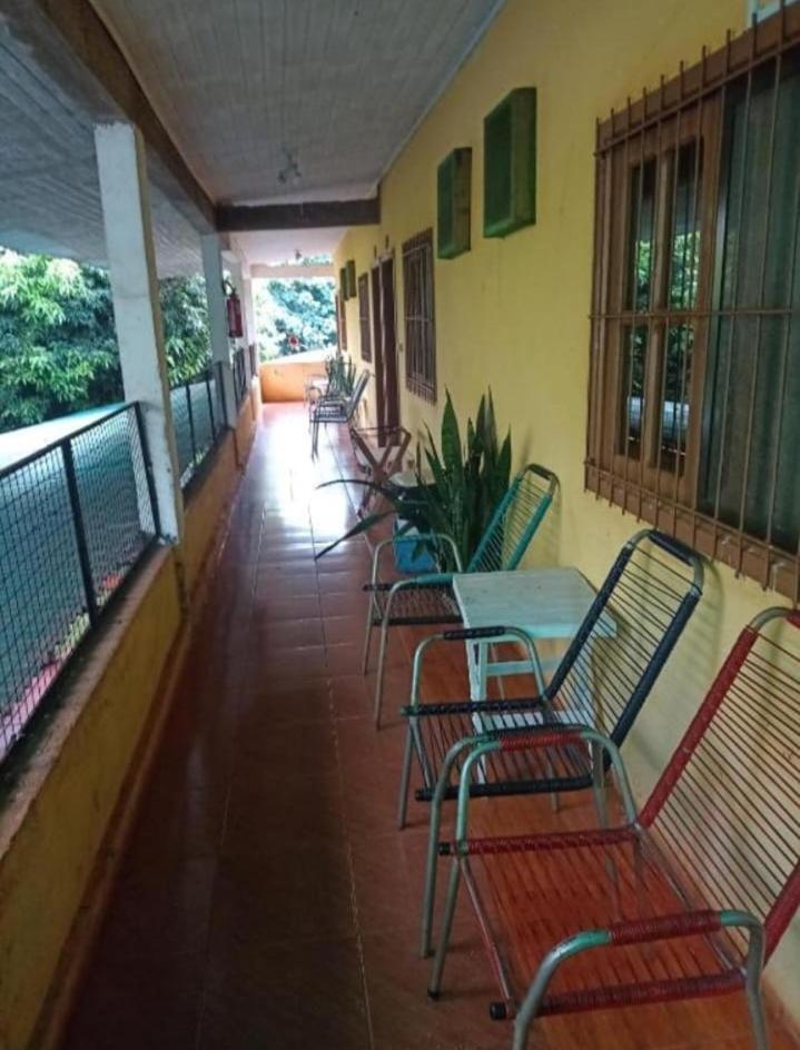Hotel Y Residencial Amigos Puerto Iguazu Exterior photo
